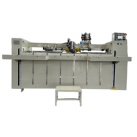 Machine de fabrication de boîtes en carton ondulé semi-automatique monobloc avec clouage à couture
