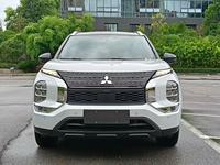 2023 Mitsubishi Outlander ES Aspire SUV, передний привод, АКПП, левый руль, темный кожаный салон, шины R19, камера заднего вида