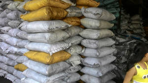 CHARBON DE COQUILLE DE COCO pour barbecue Charbon de bois/ Fabrication de charbon de bois pour chicha - Qualité standard d'exportation Du Vietnam Prix le plus bas 2024 - Product Image 4