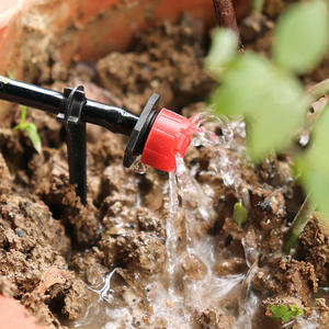 Boquilla capilar ajustable roja de 8 orificios para microaspersión, riego de jardín, flores, árboles frutales e invernaderos. - Product Image 3