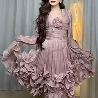 Mini robe romantique à manches évasées, col en V, taille cintrée, design ajusté, tissu en mousseline respirant, volants, tenue de soirée