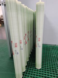 Membrana de Ósmosis Inversa TF228040FR 10500GPD Resistente a la Contaminación para Agua Salobre, para Tratamiento de Aguas Industriales y Sistemas de Reutilización de Aguas Residuales - Product Image 1