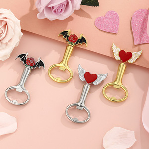 Abridor de botellas de San Valentín, serie de aleación de zinc con forma de llave, diseño de alas y rosa, para regalo de fiesta - Product Image 3