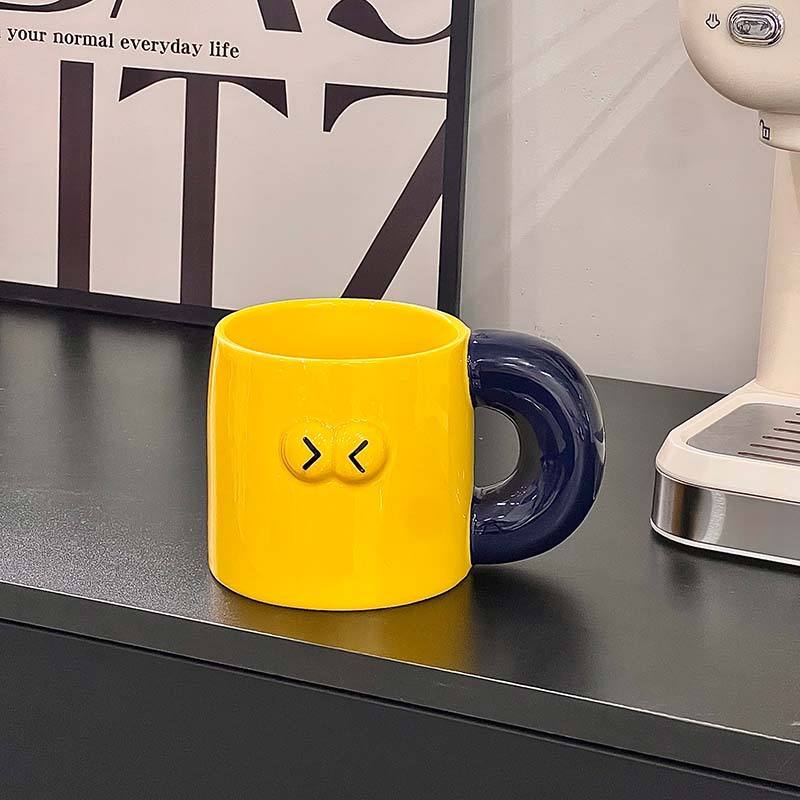 สีเหลือง