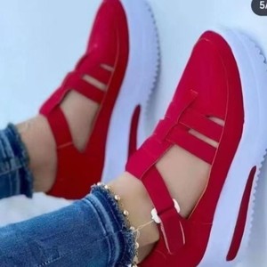 รองเท้าผ้าใบผู้หญิงไซส์ใหญ่รุ่นใหม่สำหรับฤดูร้อนและฤดูใบไม้ร่วง น้ำหนักเบา ระบายอากาศได้ดี พื้นหนาแบบเจาะรู รองรับแรงกระแทก ทนทาน เหมาะสำหรับใส่เล่นกีฬาและพักผ่อน - Product Image 4