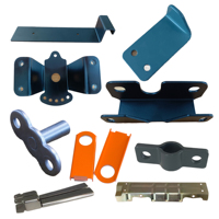 Pièces estampées sur mesure avec revêtement en poudre et fabrication de tôlerie de précision pour supports en L en acier au carbone et alliage d'aluminium