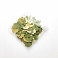 Sparkle Up Fête d'anniversaire avec 100pcs Confettis verts et dorés Noël Halloween Thanksgiving Day Cadeau Décor
