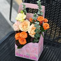 Panier à fleurs en carton recyclable, emballage cadeau pour la Saint-Valentin, boîtes de transport pour fleurs, pour les célébrations d'anniversaire