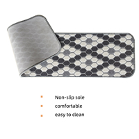 Langlebiger Jacquard Moderner Treppenläufer 340g Polyester-Oberfläche Ermüdungshemmend Umweltfreundlich Rutschfeste Gummiunterlage für Vermietung