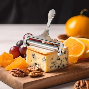 Cortador de Queso Manual de Acero Inoxidable con Grosor Ajustable para Mozzarella, Cheddar, Gruyere - Product Image 2