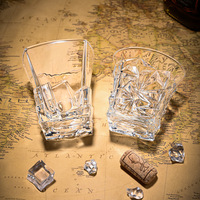 Coffret Cadeau Verres à Shot Classiques pour Bar à Domicile KTV – Verres à Whisky, Vin et Bière Gaufrés, Luxe Léger Rétro, Logo Personnalisé