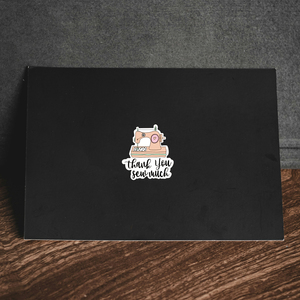 Tùy Chỉnh Phim Hoạt Hình Dễ Thương Phong Cách Máy May Trang Trí Nhãn UV Món Quà Dán Sản Phẩm Thủ Công Mua Cảm Ơn Bạn Tin Nhắn - Product Image 4