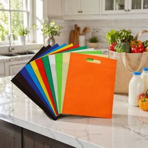 Sac fourre-tout de haute qualité en tissu non tissé laminé avec logo personnalisé, réutilisable pour les courses, l'épicerie, les chaussures et l'emballage - Product Image 1