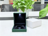 Boîte à bijoux LED vert foncé en gros, boîte à bracelet LED vert foncé, logo personnalisable