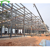Bâtiment en acier haute résistance avec structure en acier durable et panneaux sandwich pour la construction industrielle et commerciale