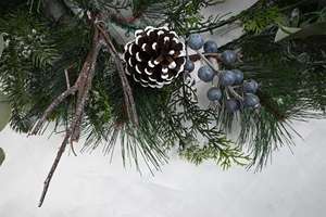 Guirnalda Navideña de 60 cm, Decoración Navideña para el Hogar, Guirnalda Navideña de PVC de 24 Pulgadas - Product Image 3