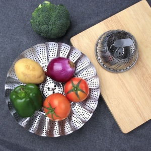 Panier à vapeur extensible pliable en acier inoxydable pour légumes, pour la cuisine, meilleure vente d'<span class=keywords><strong>amazon</strong></span> - Product Image 5