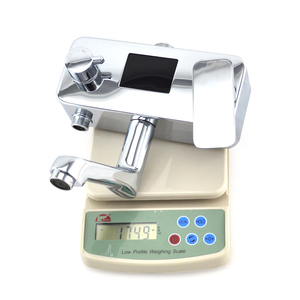 Rubinetto Miscelatore per <span class=keywords><strong>Vasca</strong></span> da Bagno e <span class=keywords><strong>Doccia</strong></span> MCBKRPDIO con Display per Ora e Temperatura, Processo di Elettroplaccatura - Product Image 2