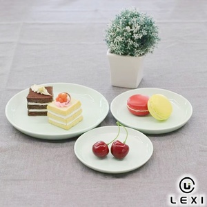 Vaisselle en céramique vert clair de Style frais, service de vaisselle en porcelaine avec assiettes rondes pour <span class=keywords><strong>Restaurant</strong></span> à domicile - Product Image 3
