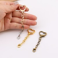 Vente en gros élégant argent 8 mousquetons fermoir porte-clés conception en forme de coeur en alliage de zinc bricolage mousqueton accessoire à la mode porte-clés