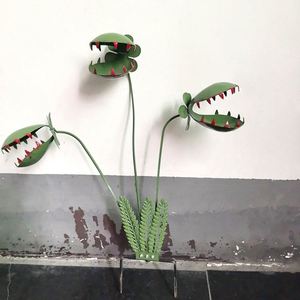 Ornement métallique en forme de plante carnivore Piège à mouches de Vénus pour décoration extérieure - Product Image 4