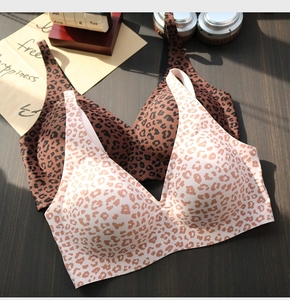 <span class=keywords><strong>Reggiseno</strong></span> Bralette <span class=keywords><strong>Senza</strong></span> <span class=keywords><strong>Ferretto</strong></span> con Scollo Profondo a V, Imbottito, <span class=keywords><strong>Senza</strong></span> Cuciture, in Gel, Design <span class=keywords><strong>Nuovo</strong></span> Colore Rosa Leopardato, Comodo per Tutti i Giorni - Product Image 1