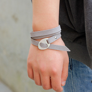 Pulsera de moda con múltiples bucles, cierre de aleación y terciopelo, joyería para mujer, accesorios, venta al por mayor en Yiwu - Product Image 3