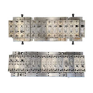 Fabricant de moules de transfert multi-stations personnalisés pour le marquage à chaud, production en usine de moules de haute précision pour vis à levier_W000075957 OP1 - Product Image 5