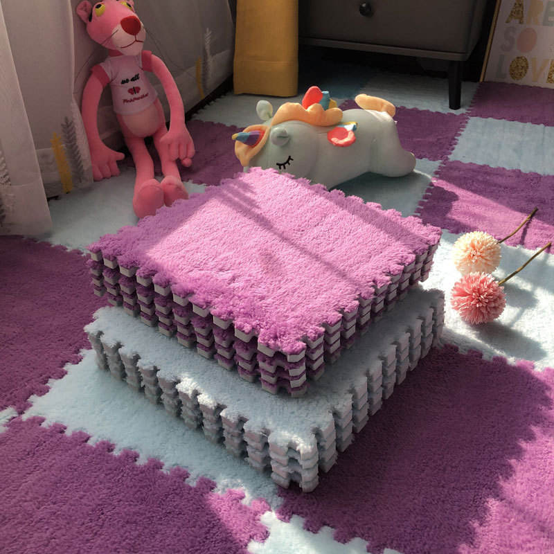 Tapis en velours écologique bleu ciel et violet