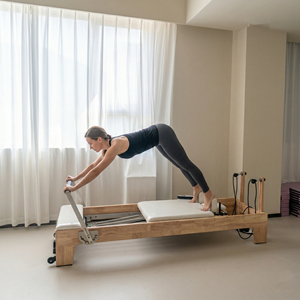 Bienvenue chez Inquiry Price : Équipement <span class=keywords><strong>de</strong></span> fitness à domicile en érable blanc, lit <span class=keywords><strong>de</strong></span> Pilates en bois <span class=keywords><strong>de</strong></span> chêne, Reformers <span class=keywords><strong>de</strong></span> Pilates - Product Image 6