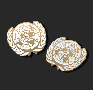 Épinglette personnalisée DFB102 avec logo des Nations Unies en émail dur, épinglette dorée en forme de couronne, épinglette du monde - Product Image 5