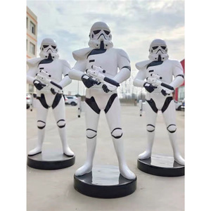 Résine artistique peint à la main TV film personnage soldats blancs grands ornements série tempête Sculpture cinéma centre commercial KTV décoration - Product Image 1