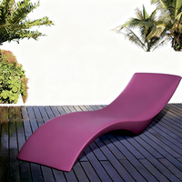 Chaise longue commerciale en fibre de verre – Durable, résistante aux UV et à la corrosion, design moderne, ergonomique, services de cintrage/découpe en forme de S, finition lisse