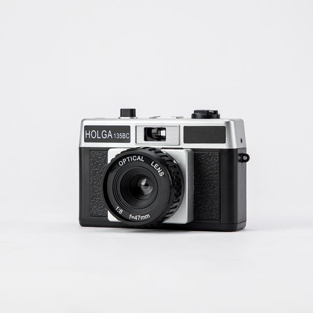 HOLGA 135BC 35mm Reusable Professional Vintage Film Camera with Waterproof Design and Manual Wind & Rewind