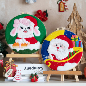 Kit Artigianale Fai-da-Te per Decorazioni Natalizie, Dipinti in Feltro di Lana Fatti a Mano, Regalo Unico per Addobbi Natalizi - Product Image 3
