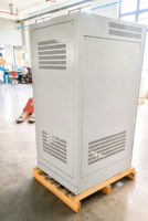 Régulateur de tension automatique 180 kVA, sortie 380 V/220 V, triphasé, SVC, courant alternatif, matériau en cuivre