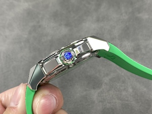 Jacob & Co Czech Leopard X CR7 C Ronaldo CR7 Édition limitée Co-marquée Czech Leopard Mouvement mécanique entièrement automatique - Product Image 5