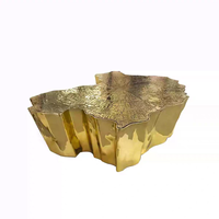 Table basse moderne de luxe en acier inoxydable, durable, avec plateau miroir irrégulier, pour hall d'hôtel et mobilier de projet de villa
