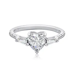 Dainty 925 Sterling Silver Valentine's Day Statement Ring Moissanite Diamond Engagement Heart Valentine Gift Rings For Women