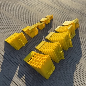 射出成形ハンドル付き車輪止め - Product Image 6