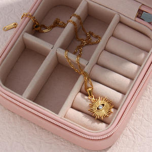 قلادة العين الشريرة الأكثر مبيعًا مطلية بالذهب عيار 18 قيراط من الفولاذ المقاوم للصدأ قلادة بقلادة العين الشريرة للحفلات - Product Image 3