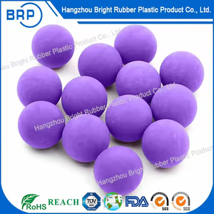 ลูกบอลยางแข็งแบบเด้งสูง ผลิตตามสั่ง เป็นมิตรกับสิ่งแวดล้อม ป้องกันการแตก ของเล่นสัตว์เลี้ยง บรรเทาความเครียด ใช้ในอุตสาหกรรม ทนทาน ปลอดสารพิษ ระดับ ShoreA - Product Image 5