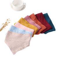 Bavoir bébé en coton double gaze couleur unie, serviette anti-bave en mousseline de coton style européen et américain, serviette triangulaire en crêpe pour enfants