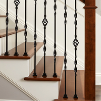 Vente en gros personnalisé solide carré double ruban torsadé et double papillons balustres en fer forgé rampe d'escalier