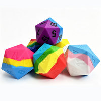 Dés D20 faits à la main de 55 mm, design personnalisé, géants, en résine/métal/bois/silicone, pour D&D, faible MOQ, commande en gros pour les magasins de jeux