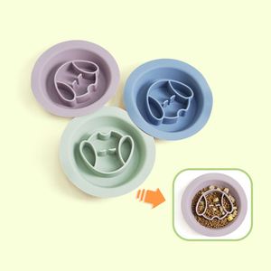 ชามอาหารสัตว์เลี้ยงซิลิโคนเกรดอาหาร ปลอดสาร BPA สำหรับแมวและสุนัข ชามกินช้า ชามน้ำ ชามเลีย ใช้ได้สองแบบ ถาดอาหารสัตว์เลี้ยง - Product Image 3