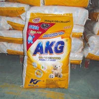 Petits sacs en gros Chine 350g Poudre détergente concentrée Décontamination puissante Emballage individuel Boîte entière Lessive