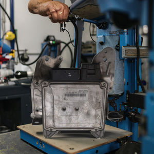 Controlador de Motor ECU ECM PCM de <span class=keywords><strong>Segunda</strong></span> <span class=keywords><strong>Mano</strong></span> de Alta Calidad para <span class=keywords><strong>X5</strong></span> X6, Pieza de Repuesto OE 1277022263, 1 Año de Garantía - Product Image 5