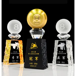 Grosir kustom bola mini 3d ukiran cetak kaca kristal Penghargaan Kristal snooker meja biliar Piala untuk suvenir