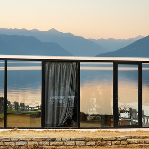 Casa Contenedor de Lujo Móvil de 5.8 Metros - Diseño Multifuncional en Forma de Manzana, Estructura de Acero Prefabricada Completamente Amueblada - Product Image 1